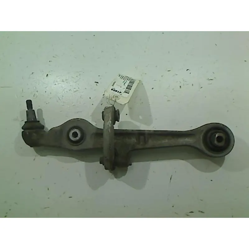 Bras inférieur avant droit Audi A4 2 PHASE 1 (2003)