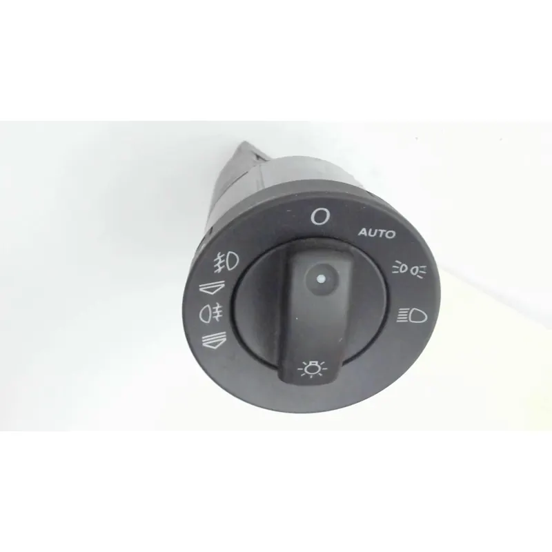 Commande de phare Audi A4 2 AVANT PHASE 2 BREAK (2006)
